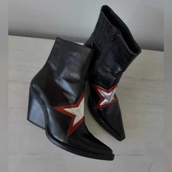 leather star boots ⭐️ - Picture 5 of 14